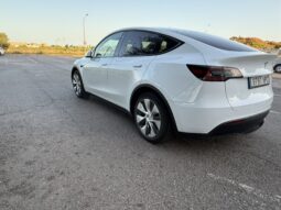 
										TESLA Model Y full									