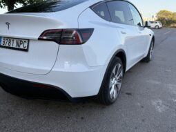 
										TESLA Model Y full									