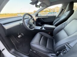 
										TESLA Model Y full									